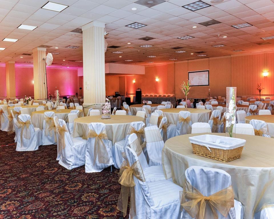Quality Inn And Suites Conference Center Richmond Bagian luar foto