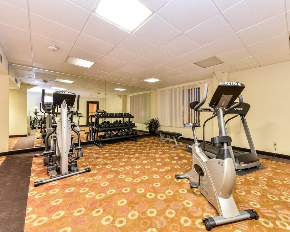 Quality Inn And Suites Conference Center Richmond Bagian luar foto