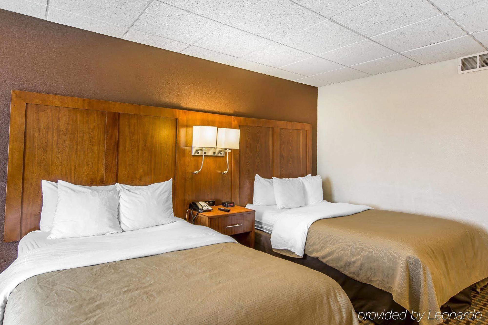 Quality Inn And Suites Conference Center Richmond Bagian luar foto