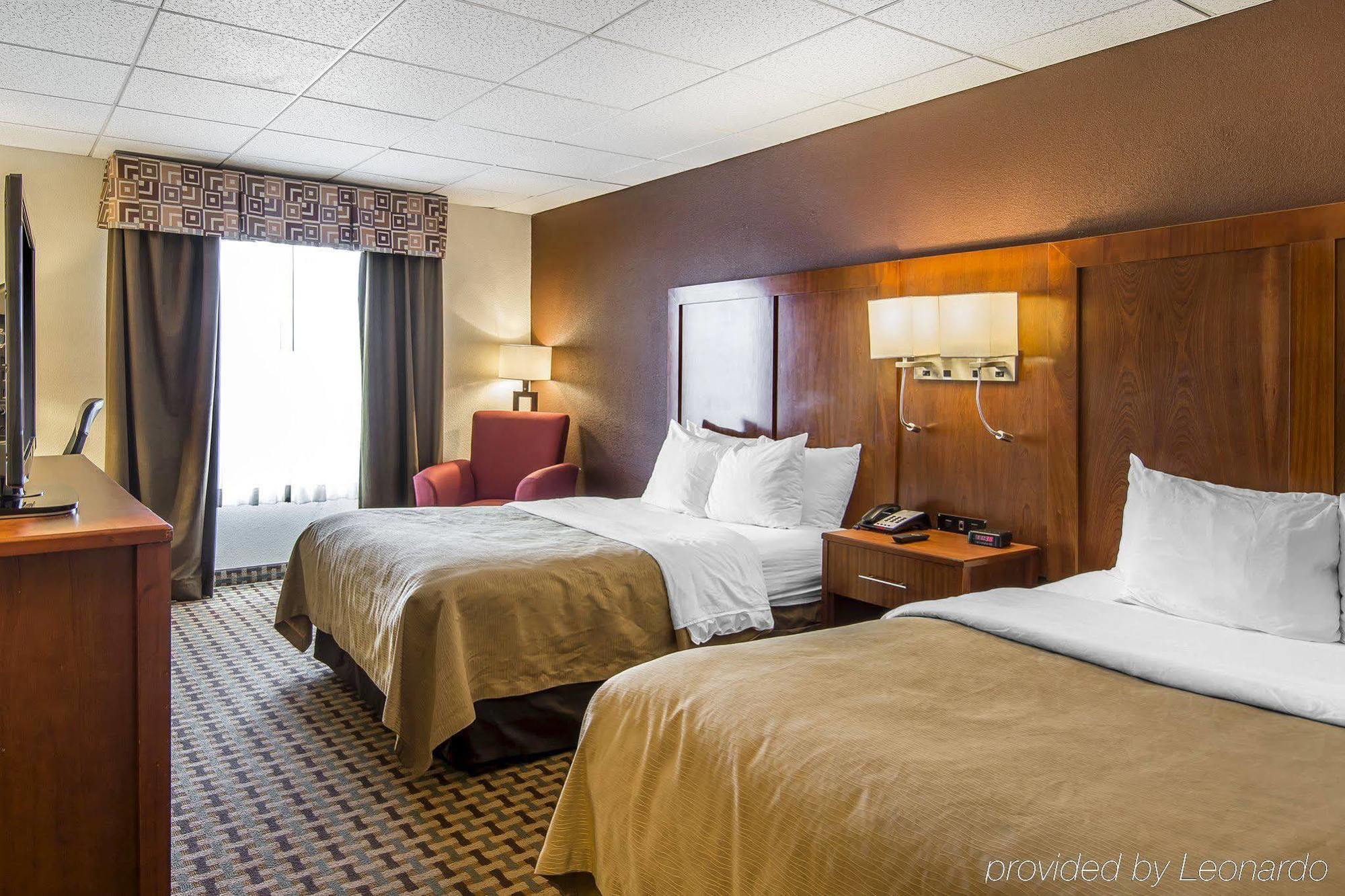 Quality Inn And Suites Conference Center Richmond Bagian luar foto