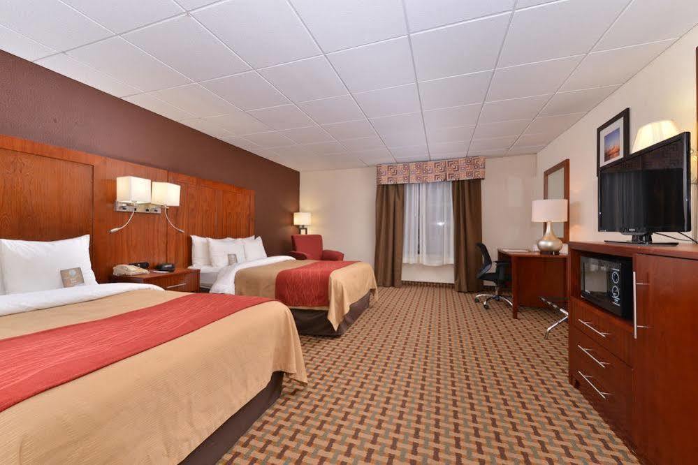 Quality Inn And Suites Conference Center Richmond Bagian luar foto